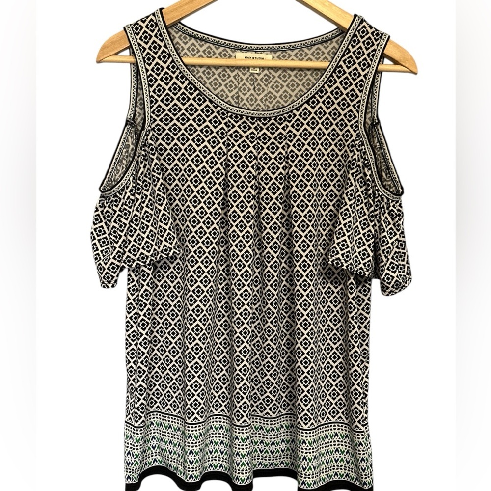 Max Studio Patterned Cold Shoulder Top size medium